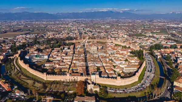 casa indipendente in vendita a Cittadella