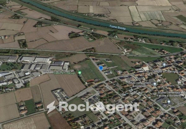 terreno edificabile in vendita a Codevigo