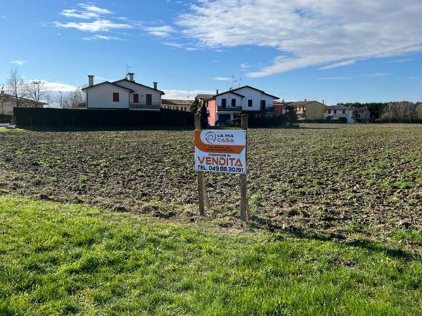 casa indipendente in vendita a Codevigo