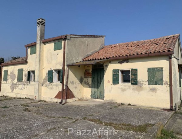 casa indipendente in vendita a Codevigo in zona Rosara