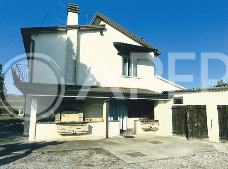 casa indipendente in vendita a Codevigo in zona Rosara