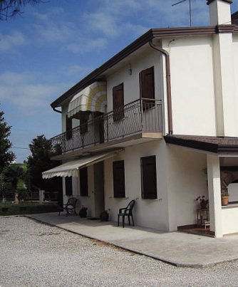 casa indipendente in vendita a Codevigo in zona Rosara