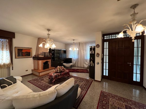 casa indipendente in vendita a Codevigo in zona Conche