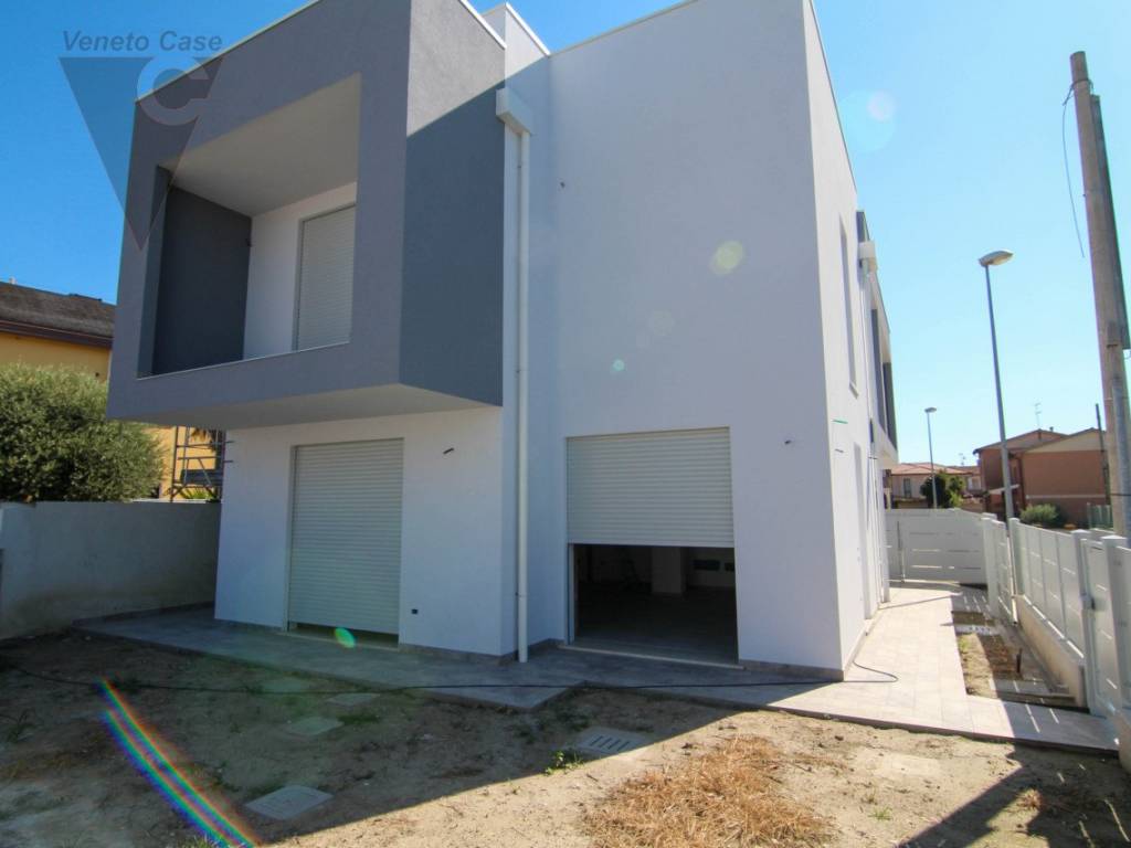 casa indipendente in vendita a Codevigo in zona Conche