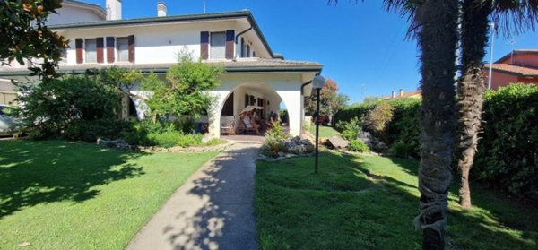 casa indipendente in vendita a Codevigo in zona Conche