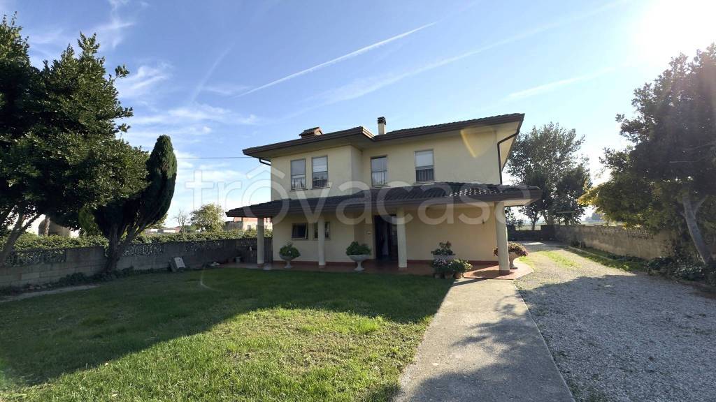 casa indipendente in vendita a Codevigo