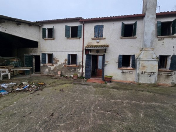 casa indipendente in vendita a Codevigo