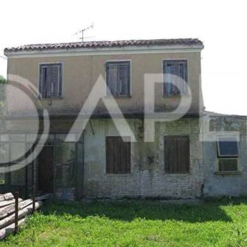 appartamento in vendita a Codevigo in zona Rosara