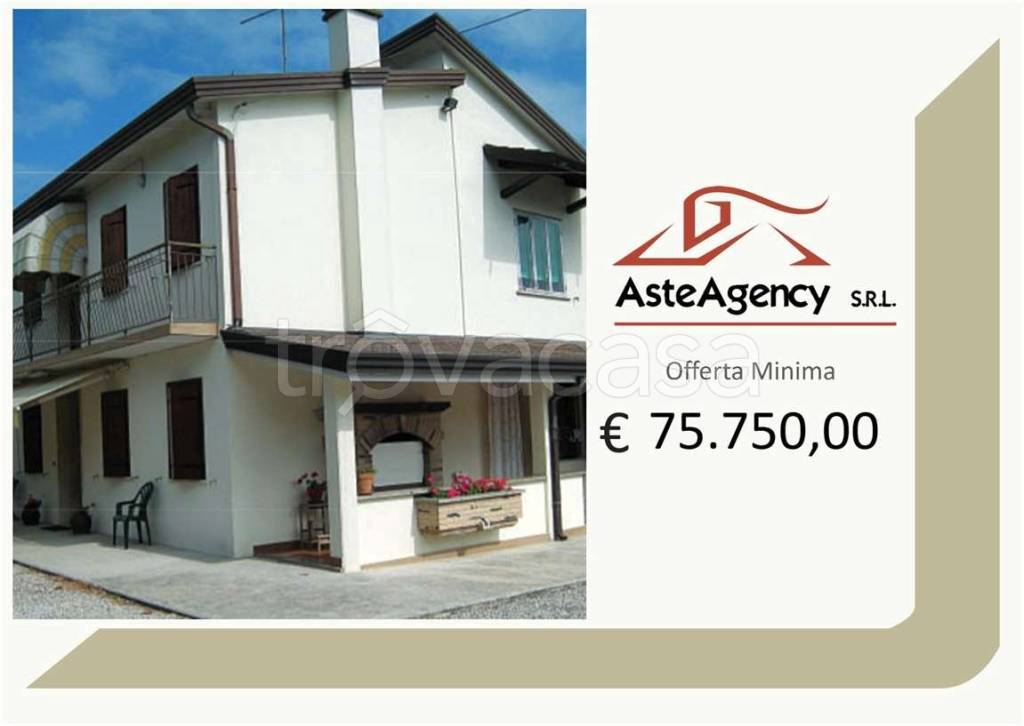 appartamento in vendita a Codevigo in zona Rosara