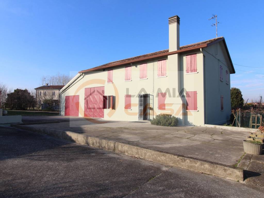 casa indipendente in vendita a Codevigo