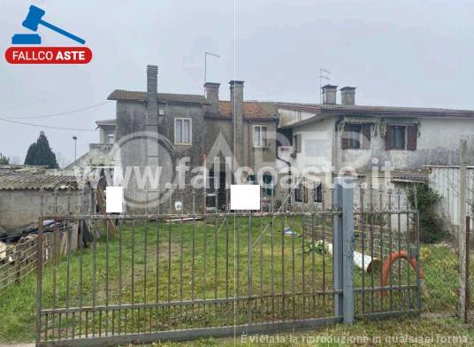 appartamento in vendita a Codevigo in zona Conche