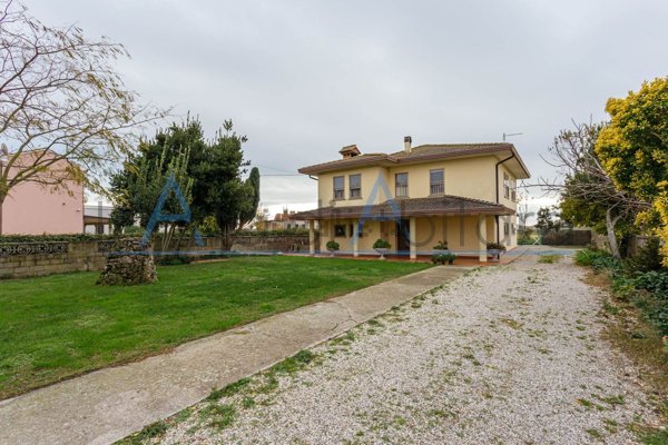 casa indipendente in vendita a Codevigo