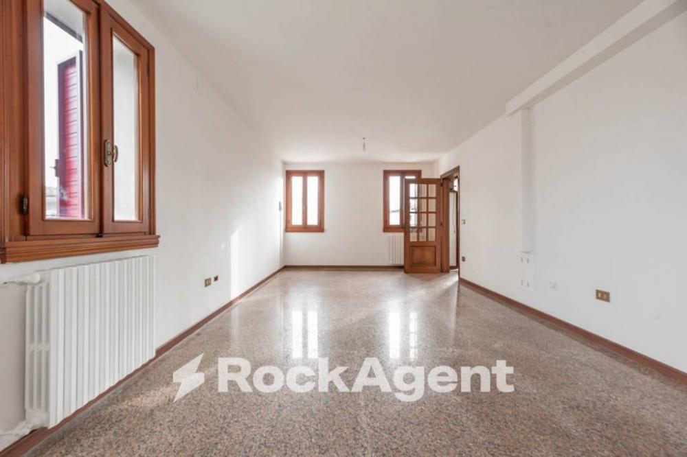 casa indipendente in vendita a Codevigo