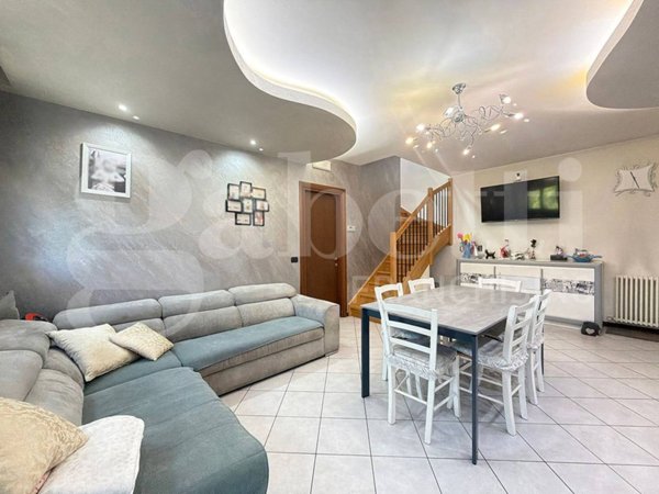 appartamento in vendita a Codevigo in zona Rosara