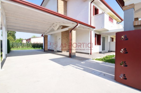 casa semindipendente in vendita a Codevigo