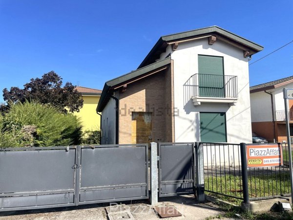 casa indipendente in vendita a Codevigo