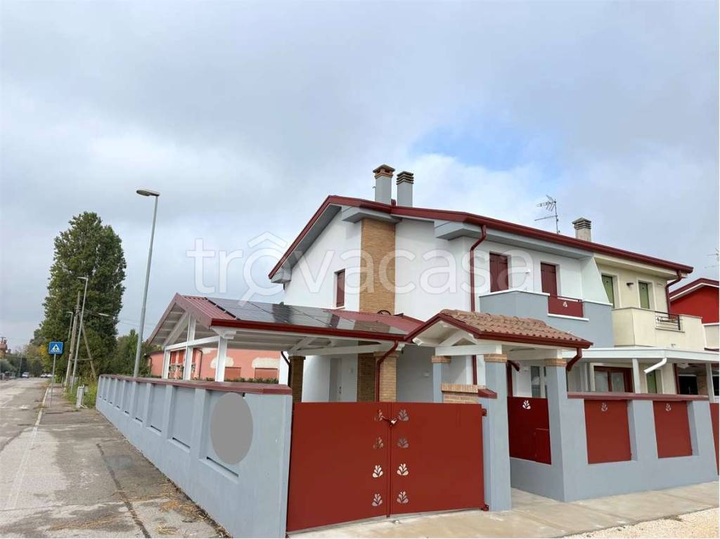 casa indipendente in vendita a Codevigo in zona Santa Margherita