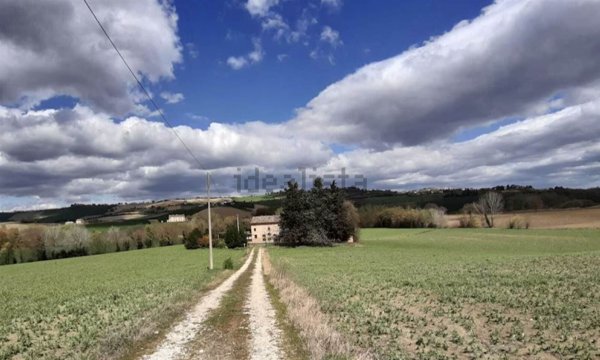 casa indipendente in vendita a Correzzola