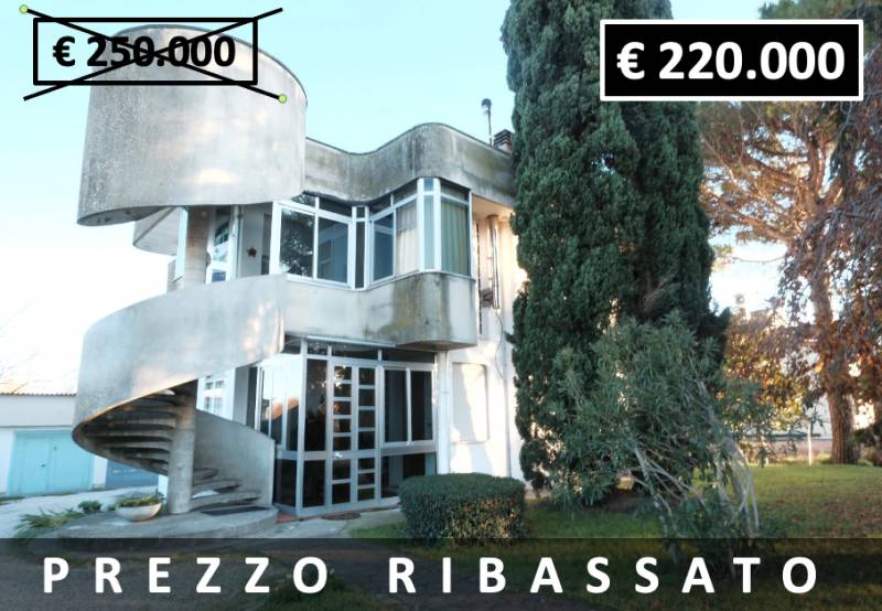 casa indipendente in vendita a Correzzola