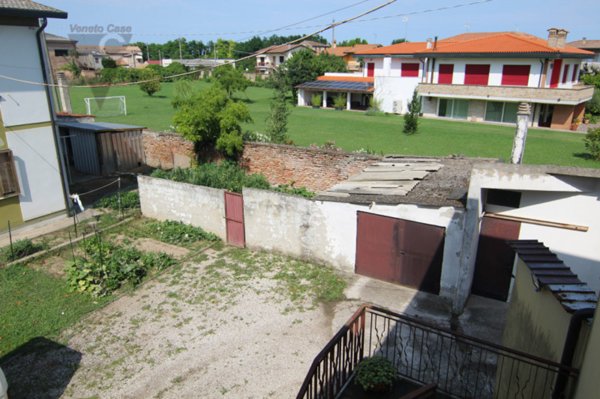 appartamento in vendita a Correzzola