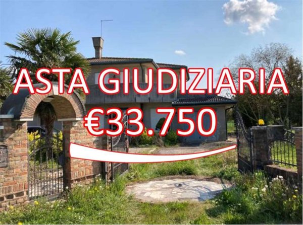 casa indipendente in vendita a Correzzola