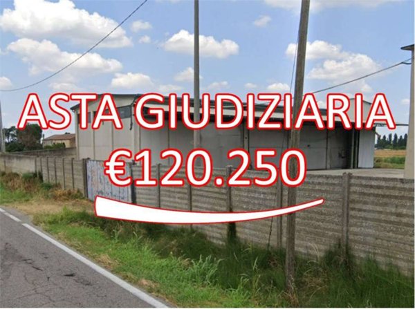 locale commerciale in vendita a Correzzola