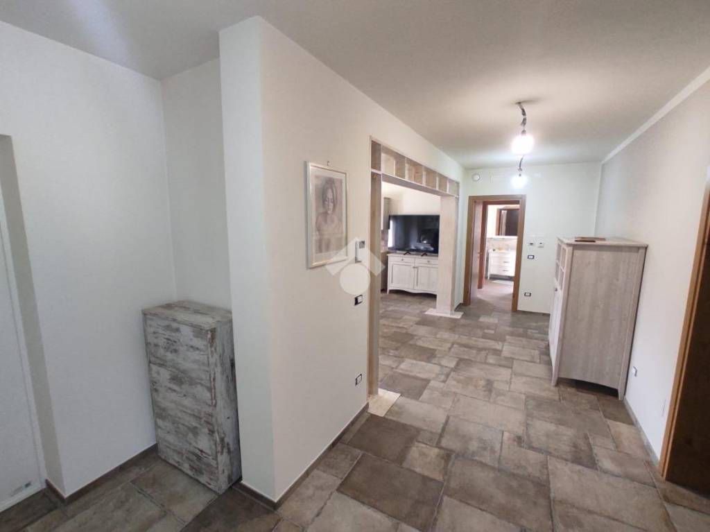 casa indipendente in vendita a Correzzola