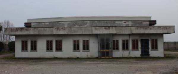 locale di sgombero in vendita a Correzzola