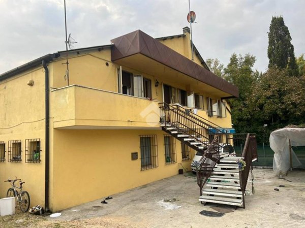 appartamento in vendita a Correzzola