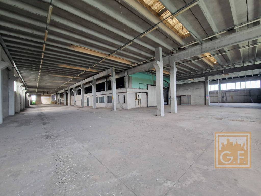 terreno edificabile in vendita a Correzzola