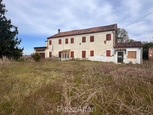 casa indipendente in vendita a Correzzola