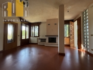 casa indipendente in vendita a Correzzola