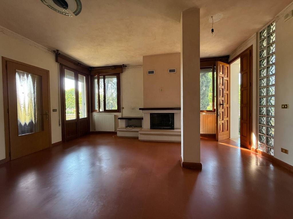 appartamento in vendita a Correzzola