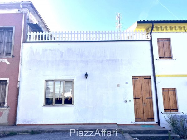 appartamento in vendita a Correzzola in zona Concadalbero