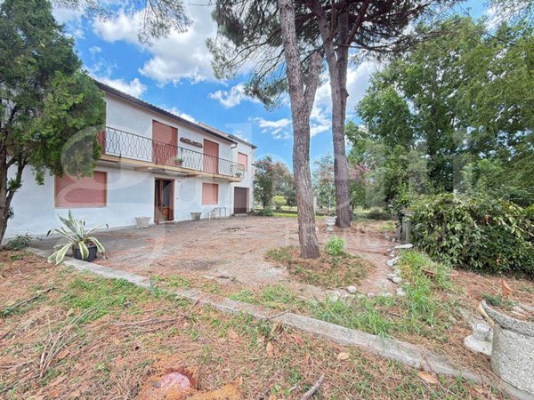 casa indipendente in vendita a Correzzola