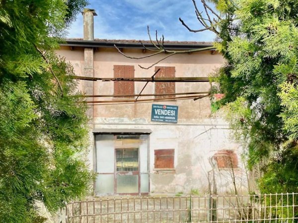 casa indipendente in vendita a Correzzola in zona Concadalbero