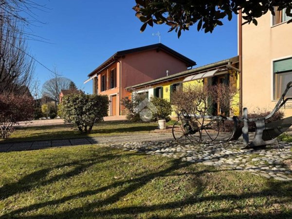 casa indipendente in vendita a Curtarolo