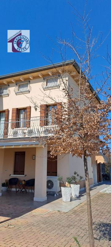 casa indipendente in vendita a Curtarolo