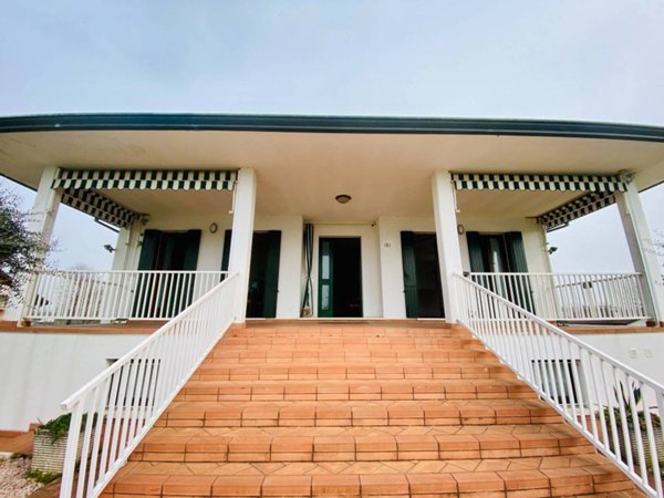 casa indipendente in vendita a Curtarolo