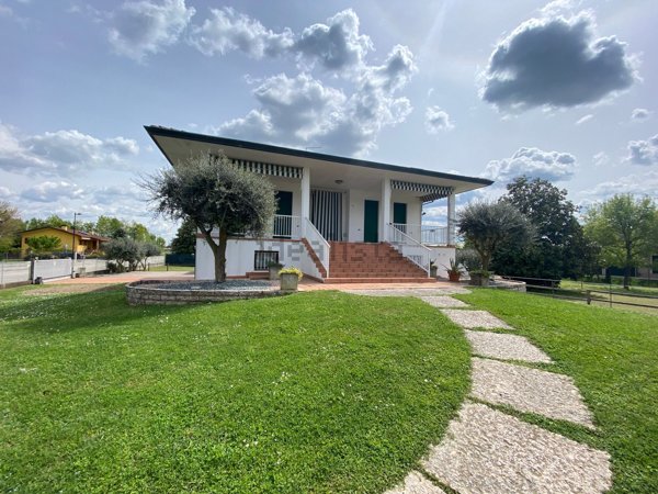 casa indipendente in vendita a Curtarolo