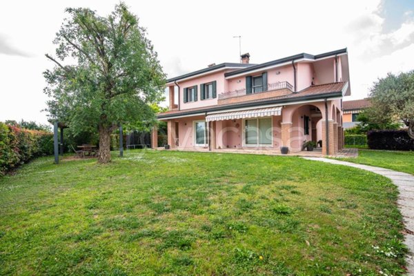 casa indipendente in vendita a Curtarolo
