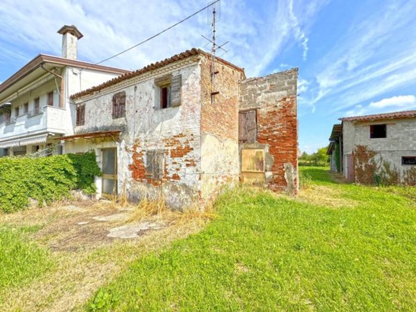 casa indipendente in vendita a Curtarolo in zona Santa Maria di Non