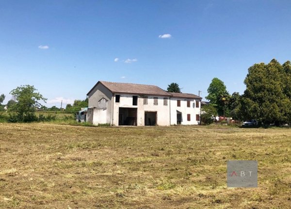 casale in vendita a Curtarolo