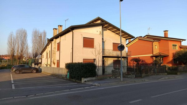 casa indipendente in vendita a Curtarolo in zona Pieve di Curtarolo