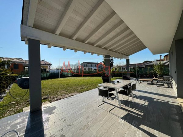 casa indipendente in vendita a Curtarolo