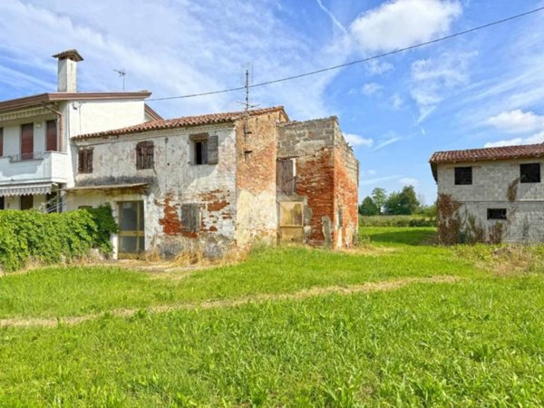 casa indipendente in vendita a Curtarolo in zona Santa Maria di Non