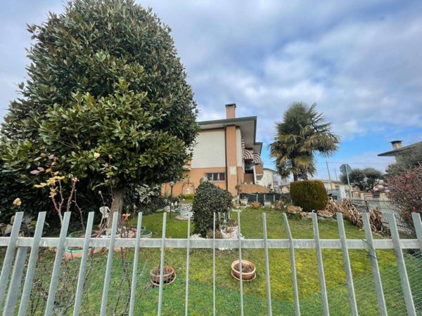 casa indipendente in vendita a Curtarolo