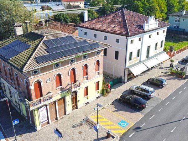 intera palazzina in vendita a Curtarolo in zona Pieve di Curtarolo