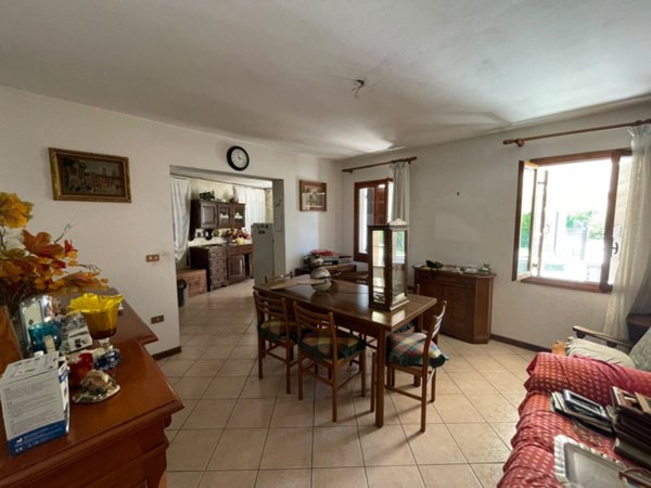 appartamento in vendita a Curtarolo in zona Pieve di Curtarolo