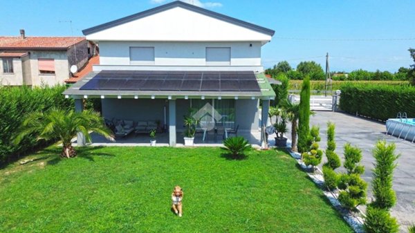casa indipendente in vendita a Curtarolo in zona Santa Maria di Non